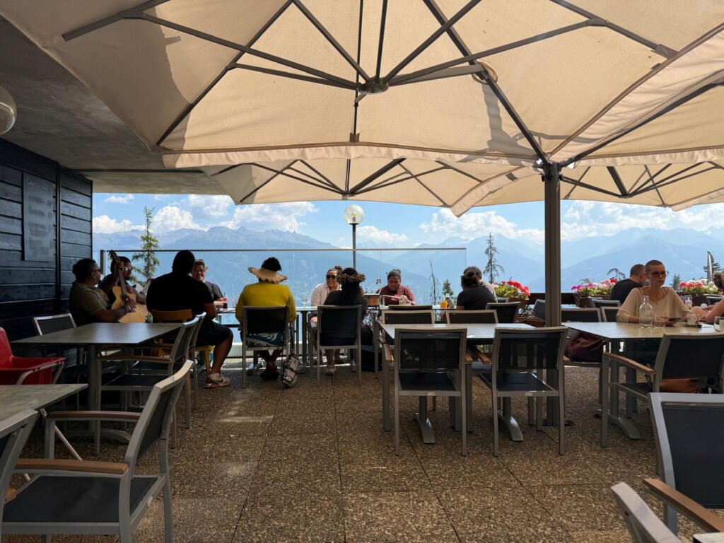 terrasse creperie raccard anzère